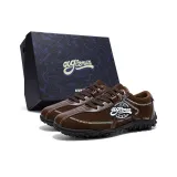 Коричневый