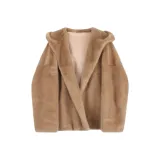 Светло-коричневый