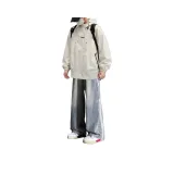 Куртки и пальто хаки с шнурком + длинная белая футболка + синие джинсы [трехкомпонентный комплект]