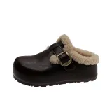 Коричневый