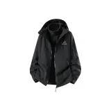 Призрачно черный