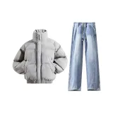 Топ верблюжьего цвета + синие штаны