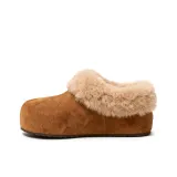 Коричневый