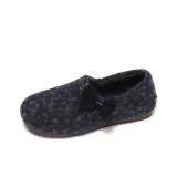 Темно-серый