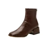 Коричневый