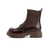 Коричневый