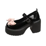 Черно-розовый