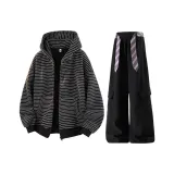 Трюфельный черный + черные брюки