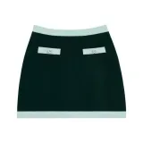 Тёмно-зелёный