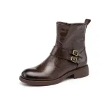 Коричневый