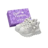 Gray Box  
Серый Коробка