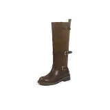 Коричневый