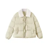 Светло-желтый