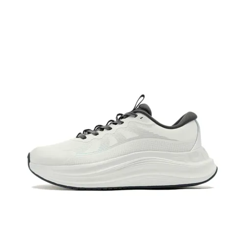 QIAODAN Амортизация Водонепроницаемый Противоскользящий Низкий Топ Повседневные Беговые Кроссовки Женские