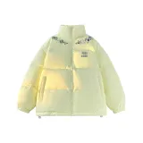 Мягкий светло-желтый