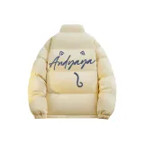 Светло-жёлтый