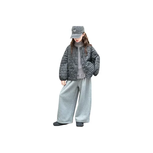 M JBABY Черный KIDS Утеплённые куртки