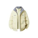 Светло-желтый