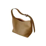 Тепло-коричневый