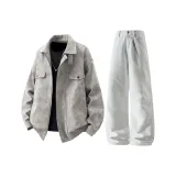 Серый куртка + белые штаны