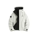 Светло-абрикосовый