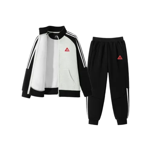 PEAK Черный PK Красный логотип Белое основание K+PK Красный Квадрат Топ Правая сторона K Черный PK Красный логотип Белое основание K KIDS Повседневная спортивная одежда