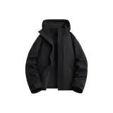 Призрачно черный