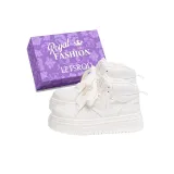 Белый (с флисовой подкладкой) + коробка