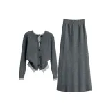 Серый топ + серая длинная юбка