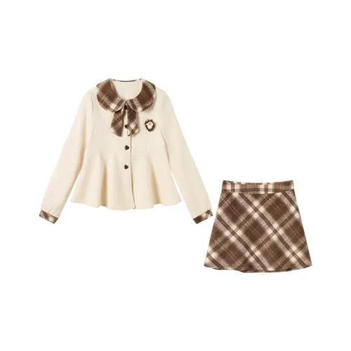 FABRIC PIG Абрикос Пальто+Короткая Юбка+Брошь Женские Юбочные Комплекты