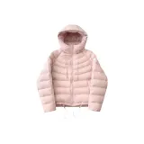 Светло-розовый