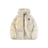 Светло-бежевый