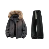 Темно-серый пуховик + черные джинсы с флисовой подкладкой