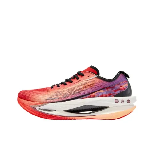 QIAODAN Амортизация Противоскользящий Отскок Низкий Топ Марафон Беговые кроссовки Мужской Красный Фиолетовый