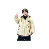 Бежево-желтый