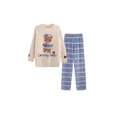 Очаровательный медвежонок с полосами