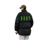 Чёрный с зелёным принтом и текстом