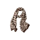 Белый кофейный ромб узор