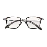 Серебристо-серый