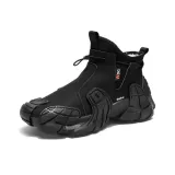 Черный с флисовой подкладкой