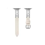 Серебристо-белый