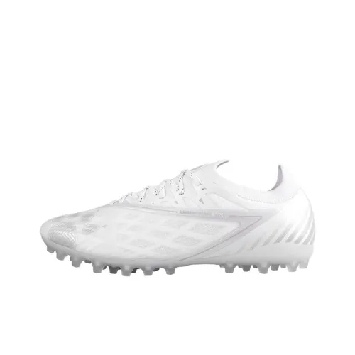 TLSS x KELME Glimpse Slip-Resistant Abrasion-Resistant Футбольные бутсы Унисекс Белый