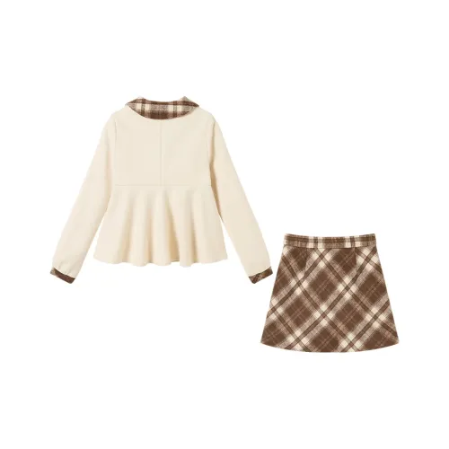 FABRIC PIG Абрикос Пальто+Короткая Юбка+Брошь Женские Юбочные Комплекты