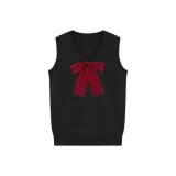 Черный свитер без рукавов + бордовый галстук-бабочка в горошек