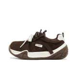 Коричневый