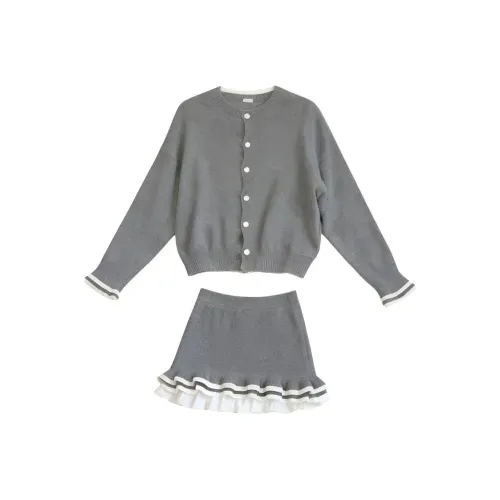 Amyway Женские Комплекты с Юбкой