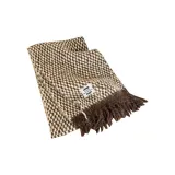 Коричневый