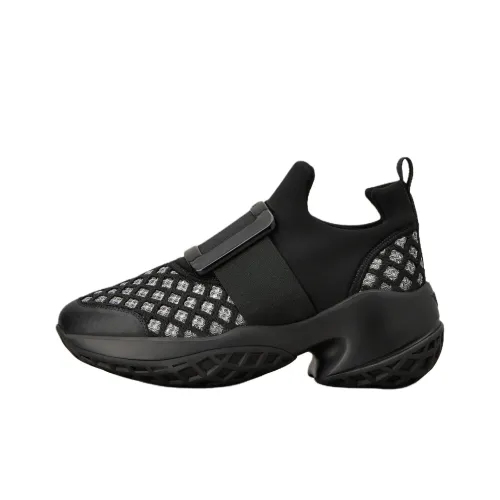 Roger Vivier VIV' RUN Low Топ Повседневная обувь Женская Черная