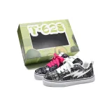 Несовпадающий