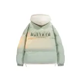 Светло-зеленый